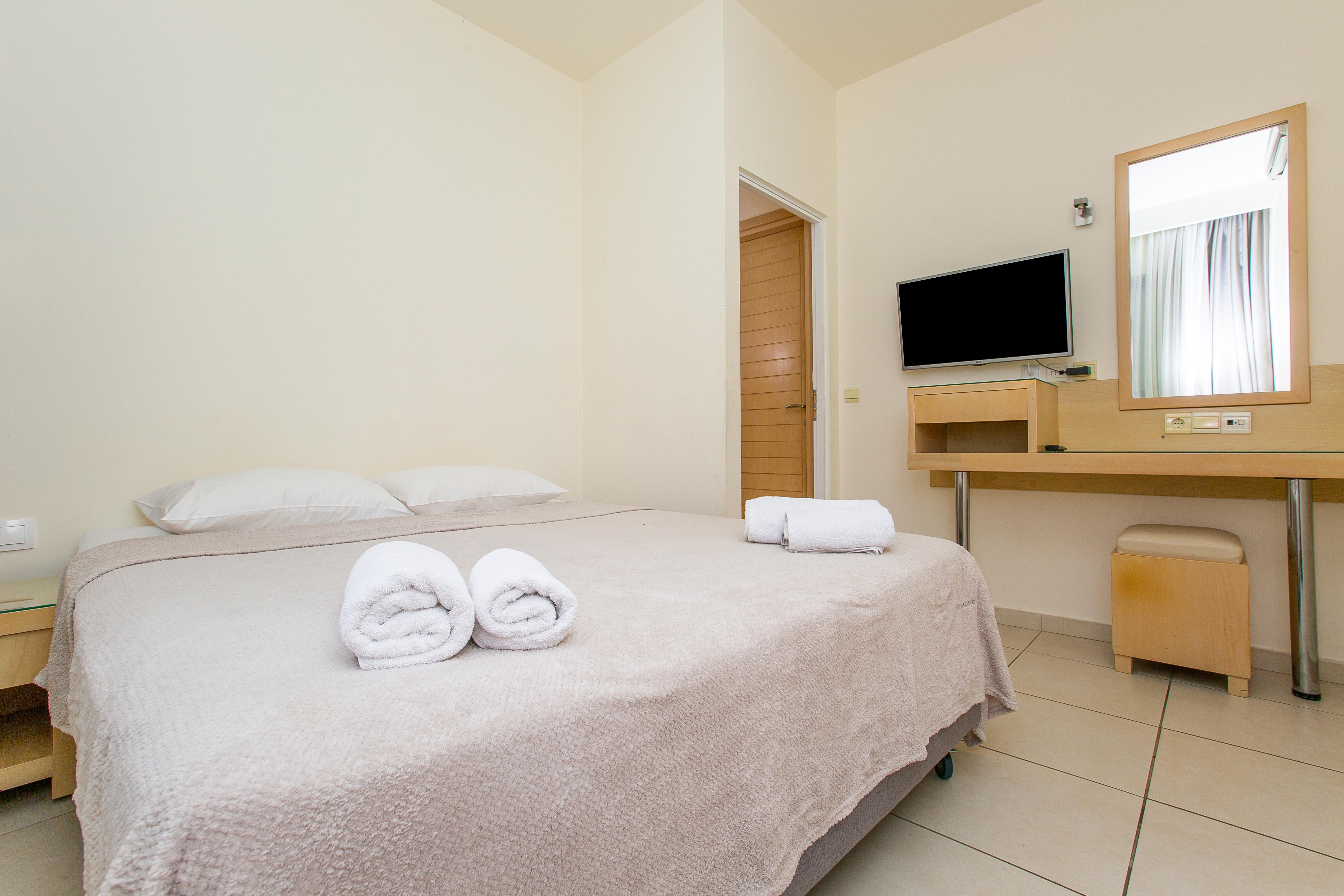 Hermes Hotel Malia מראה חיצוני תמונה